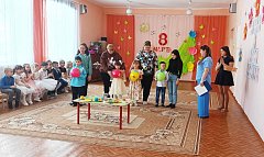 В детском саду "Родничок" прошел праздничный утренник, посвящённый  Международному женскому Дню