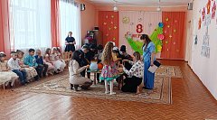 В детском саду "Родничок" прошел праздничный утренник, посвящённый  Международному женскому Дню