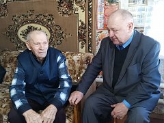 Глава района посетил ветеранов Великой Отечественной войны в преддверии Старого Нового года