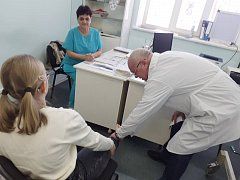 Хирурги Краснопартизанской больницы предупреждают: гололёд приводит к травмам