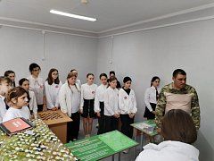 В школе п. Горный состоялась встреча с участником СВО