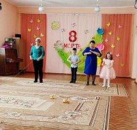В детском саду "Родничок" прошел праздничный утренник, посвящённый  Международному женскому Дню