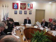 Депутаты Собрания депутатов Краснопартизанского муниципального района  рассмотрели ряд вопросов