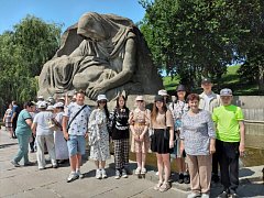 Учащиеся Краснопартизанского района побывали в Волгограде